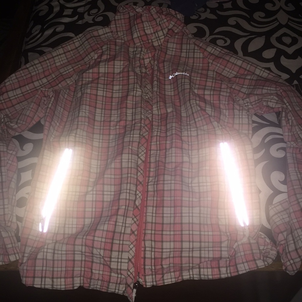 Women’s Columbia wind breaker jacket
